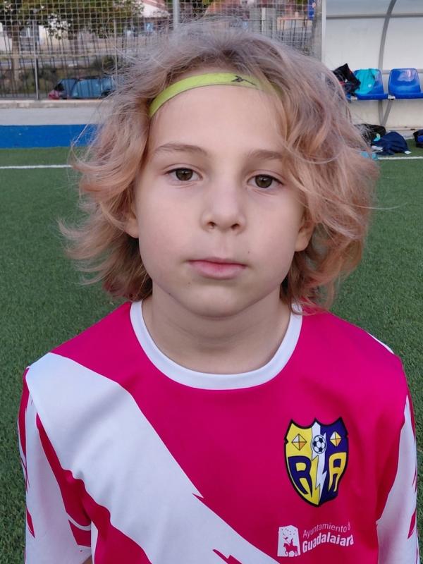 HERN�N ARIANES GARC�A ()