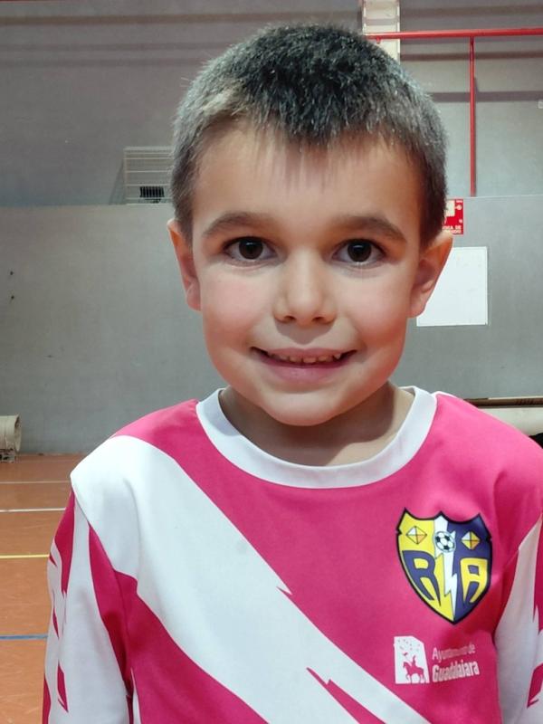 DAMIAN BENITO HOYOS ()