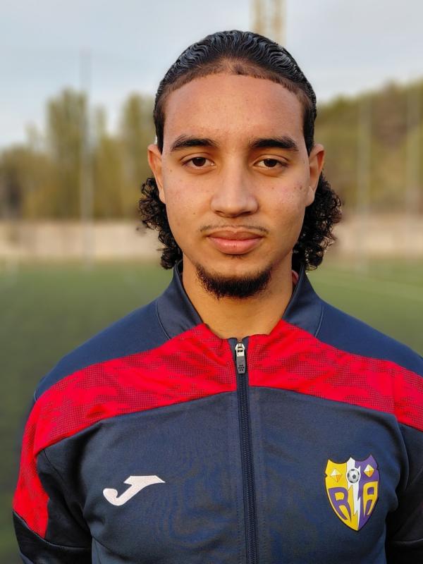 MOHA ( 2 ENTRENADOR) ()