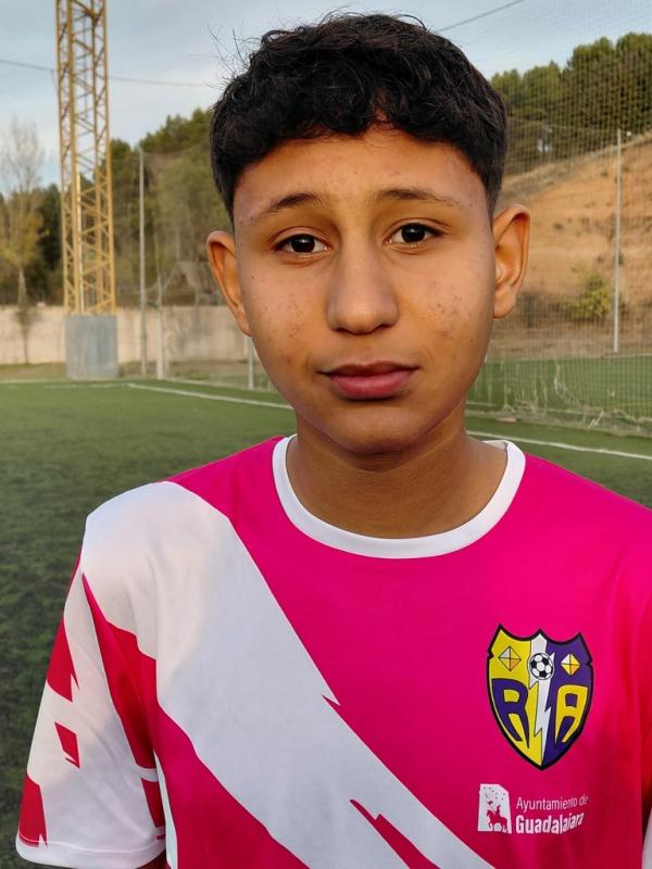 FAHMI OLIWAN CHAIRA ()