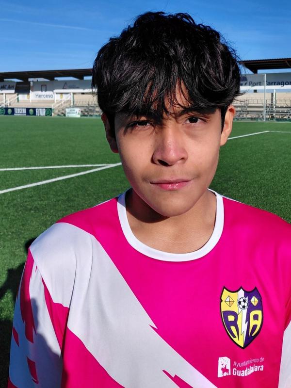 JOSE ALONSO GUZM�N ()