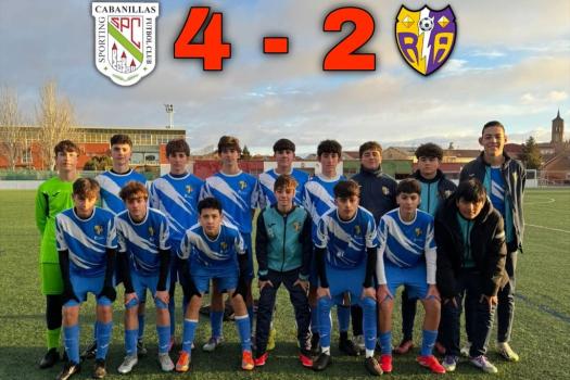 Cabanillas 4-2 Rayo Arriacense cadete 2010 Adri�n 𠇊sevez”. Las ganas y la suerte no estaban de nuestro lado.  