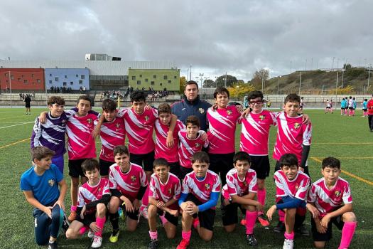 JESUS DE LA OSSA 3-1 RAYO ARRIACENSE 2011 innterescuelas. Partido de t� a t� donde se impuso lamentablemente el juego de jugadores que no estaban inscritos en plantilla.