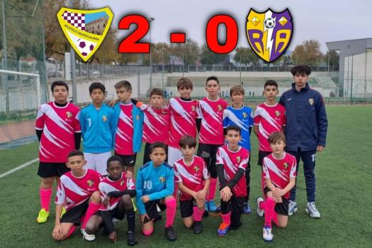 Rayo Arriacense 2012 Ibra 0- 2 Atl�tico Guadalajara. Otro partido m�s que somos superiores y con m�s ocasiones pero el bal�n no pasa la l�nea de gol.