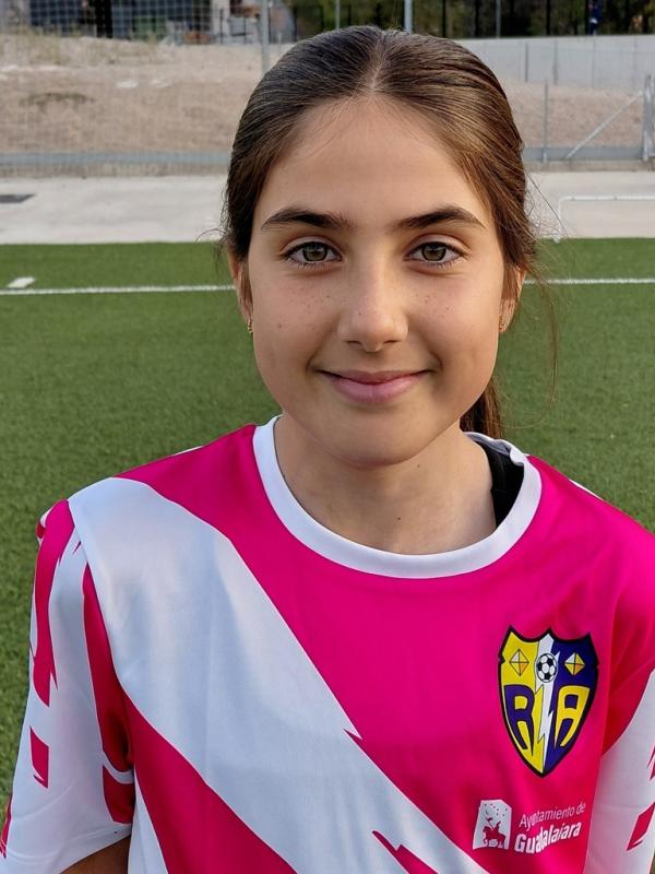 JULIA ESCRIBANO APARICIO ()