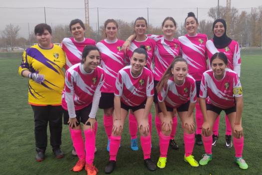 Rayo femenino 0 - 15 Cedillo. No pudimos hacer m�s ante un gran rival.