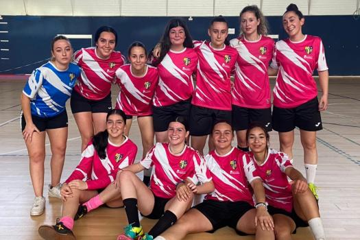 Marchamalo 1-2 Rayo Femenino. Victoria, en el torneo de futbol- sala de Marchamalo.