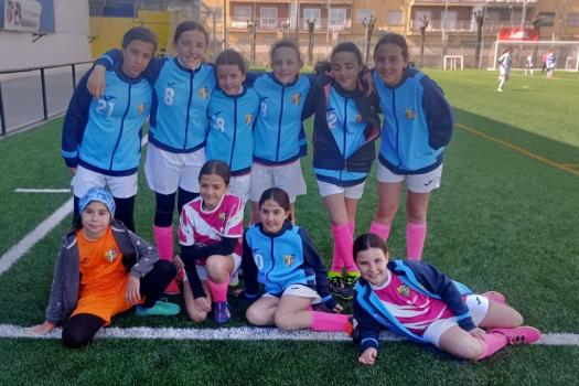 Torneo Alevin femenino en salesianos. Nos sirve como experiencia.