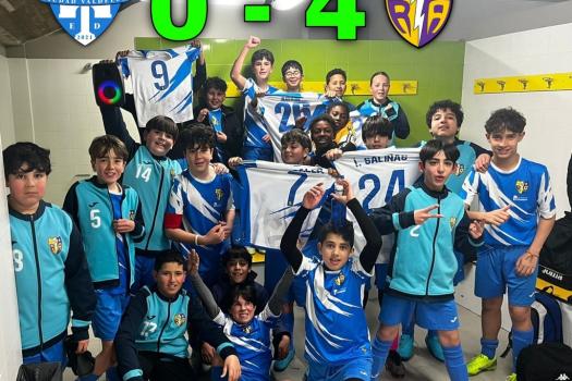 Valdeluz 2013 0-4 Rayo arriacense 2013 Iv�n 