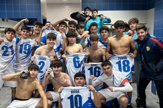 CD Azuqueca D  1 - 3  Rayo Arriacense Juvenil. Gran victoria como visitantes que nos mantiene en puestos de playoff durante una semana m�s.