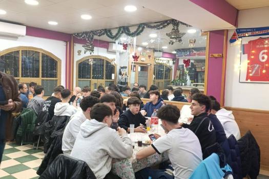 Cena de Navidad del equipo juvenil, Rayo Arriacense.