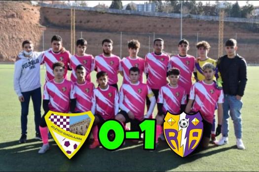 Atl�tico Guadalajara 0-1 Rayo Juvenil 