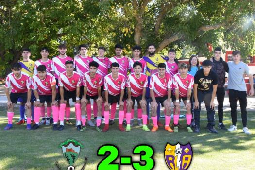 Jadraque 2 - 3 Rayo Arriacense Senior. Partido muy disputado que se declin� por el equipo que m�s acierto tuvo de cara a gol.