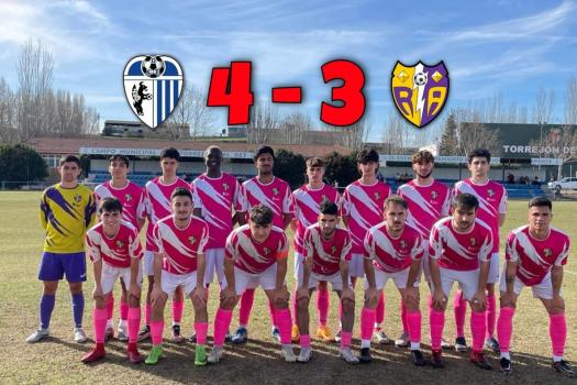 Torrej�n del Rey  4 - 3  Rayo Arriacense Senior. Nos remontaron en la segunda parte.