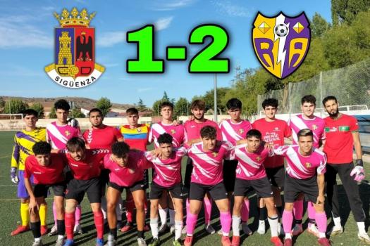 Sig�enza 1 - 2 Rayo Arriacense Senior. Una parte para cada equipo.