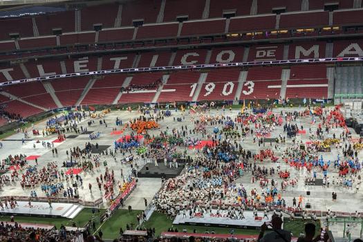Presentaci�n de equipos en el torneo Map Cup, en el Metropolitano.
